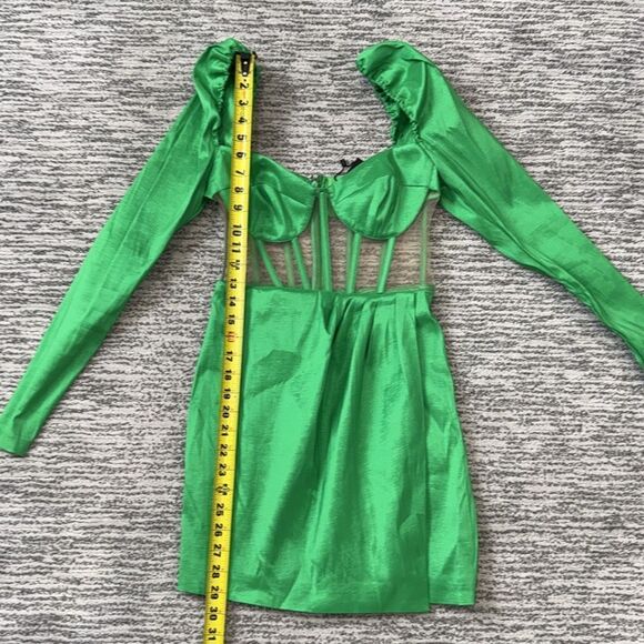 NWT NBD Revolve Tallulah Dress Emerald Green Small - Picture 8 of 13